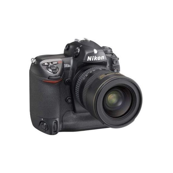 良品！完動品！Nikon D2Xs！まだまだ現役！サブ機等に最高だと思います