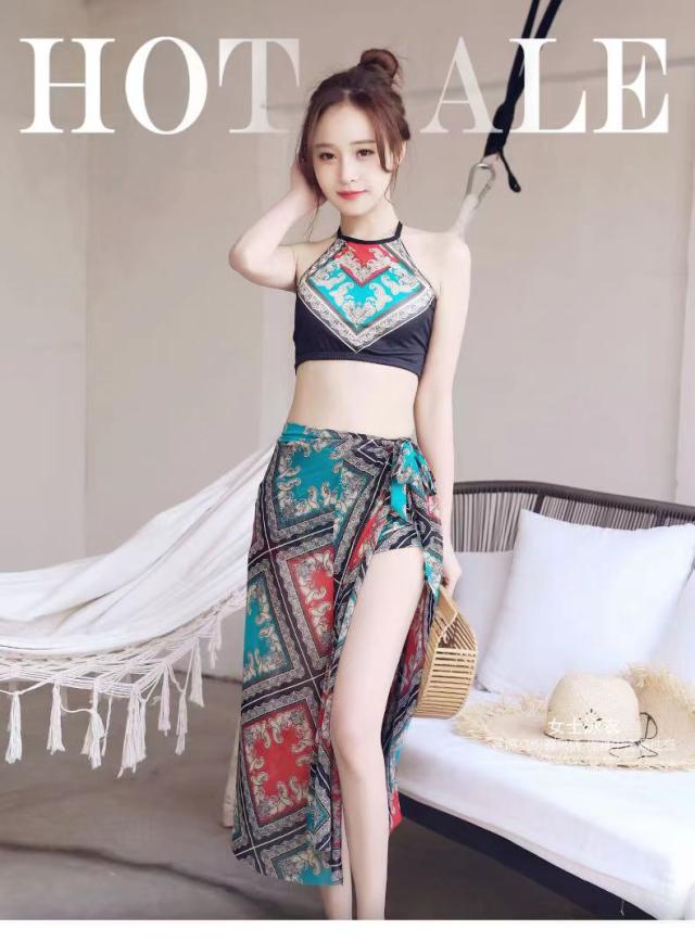 水着 レディース 体型カバー Tg タンキニ ビキニ 3点セットtシャツ ラッシュガード セット 人気 花柄 代 30代 40代 50代 Alohamahaloの通販はau Pay マーケット タイガショップ