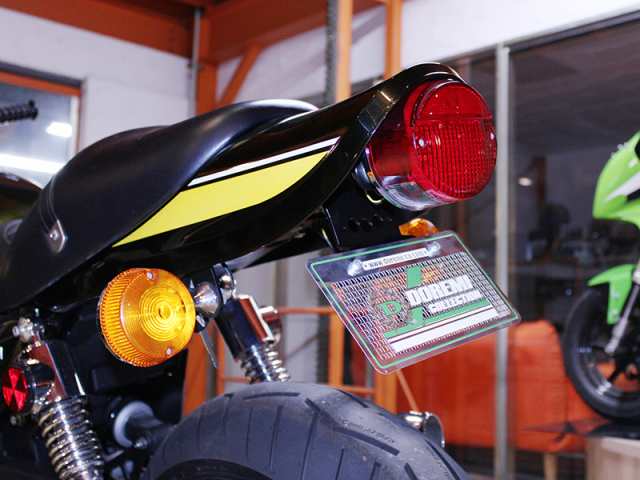 ドレミコレクション】 z900rs 用 フェンダーレスキット ナンバー新基準 ...