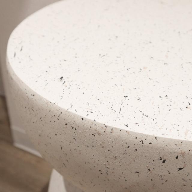 Hoola. テラゾー柄スツール サイドテーブル 高さ46.5cm 人工石 オフホワイト スツール 椅子 丸椅子 丸イス チェア 腰掛け 丸形 テラゾー 石模様 石柄 ストーン 大理石調 おしゃれ オシャレ かわいい シンプル モノトーン モダン 家具 玄関 リビング 白 韓国インテリア_2