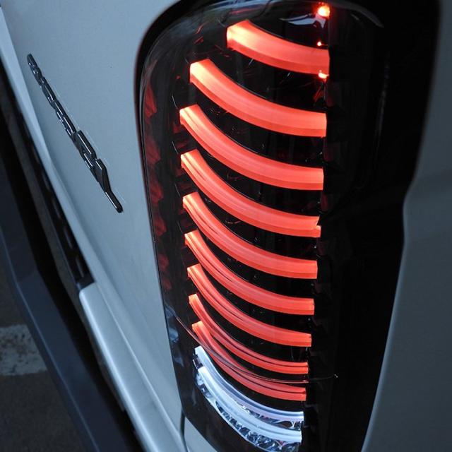 200系 ハイエース フルLED フルファイバー テールランプ 左右 セット スモーク レッド 標準 ワイド トヨタ 1型 2型 3型 4型 5型 6型 新品の通販は