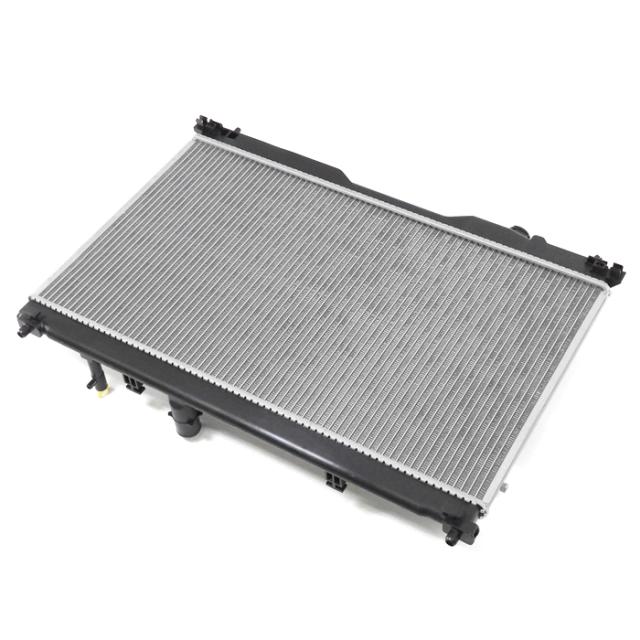 トヨタ エスクァイア ZWR80G ラジエーター 半年保証 純正同等品 16400