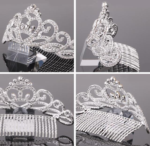 前櫛 王冠 ティアラ・スワロフスキーラインストーンで作られたティアラ 前櫛 王冠 ティアラ・スワロフスキーラインストーンで作られたティアラ