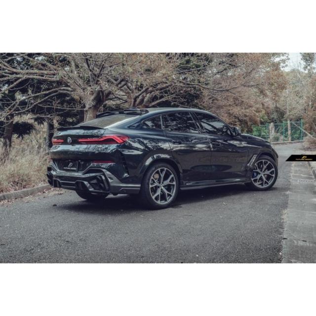 BMW Xシリーズ X6 G06 フロント フェンダー エアインテーク 本物DryCarbon ドライカーボン パフォーマンス カスタム エアロ_8