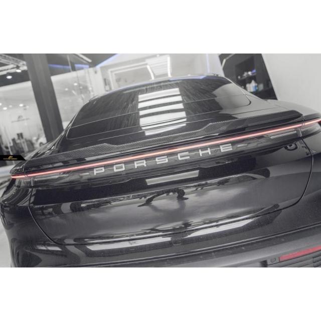 【FUTURE DESIGN 正規品】Porsche ポルシェ Taycan タイカン リア スポイラー 本物Drycarbon ドライカーボン エアロ カスタム