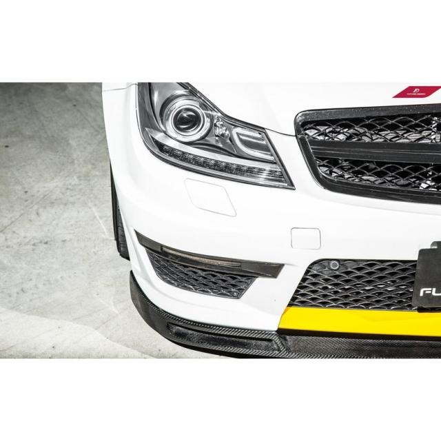BENZ メルセデス・ベンツ Cクラス W204 後期車 C63 フロントバンパー用リップスポイラー 本物DryCarbon ドライカーボン デザイン_3