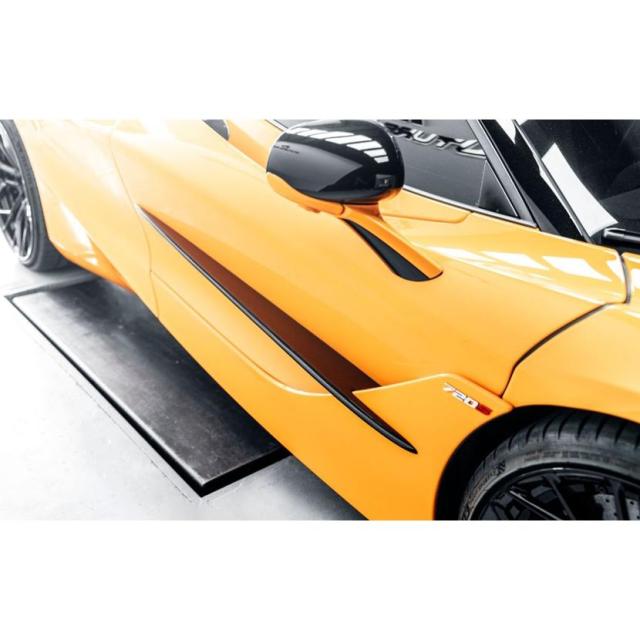 【FUTURE DESIGN】McLaren マクラーレン 720S サイドドア用 カナード 本物Drycabon ドライカーボン エアロ カスタムの通販は