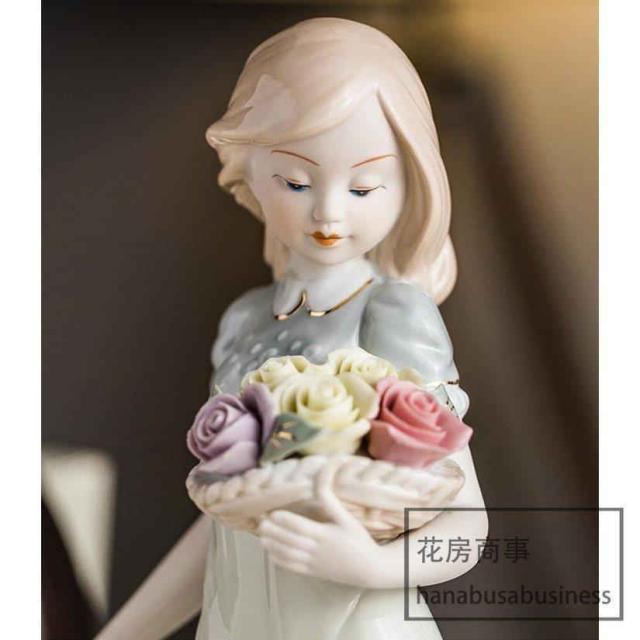 特売！ リヤドロ　きれいな花ばかり　陶器　人形　リアドロ　置物の通販は 4,646円