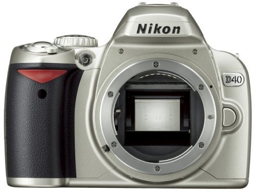 Nikon デジタル一眼レフカメラ D40 シルバー ボディ本体 D40S（中古品）