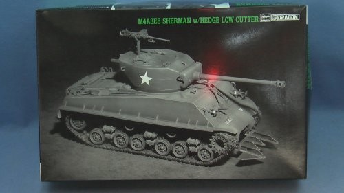 １／３５　Ｍ４Ａ３Ｅ８シャーマンｗ／ヘッジローカッター（中古品）