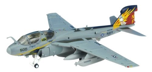 ホーガン 1/200 EA-6B プラウラー VAQ-136 ガントレッツ NF500 『CAG 2000（中古品）の通販は 5,015円