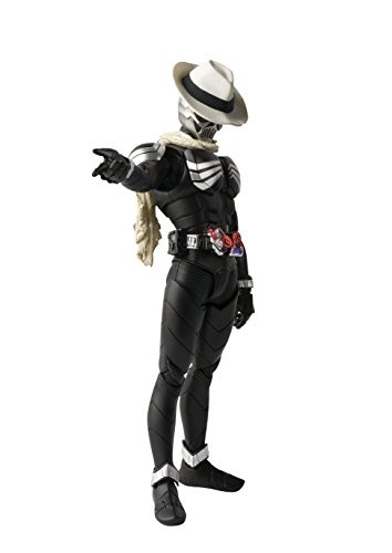 S.H.フィギュアーツ (真骨彫製法) 仮面ライダーW 仮面ライダースカル 約145（中古品）