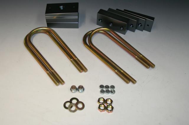 ハイエース 200系 ローダウン ブロック リア 80mm ダウン 2WD/4WD 1 2 3 4 5 6型 レジアス リーフ U字ボルト付の通販は 43,450円