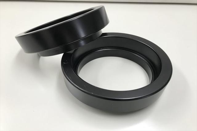 ランクル80 コイルスペーサー リア50ｍｍ リフトアップ用 2枚セット 車高調整 サスペンション 88ハウス製 ランドクルーザー レベリングの通販は