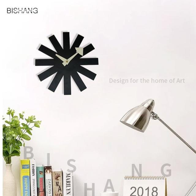 おしゃれ 壁掛け時計 鉄芸製 北欧 カフェインテリア 電池式 掛け時計 カッコイイ 太陽 放射状 カワイイ 時計 静か 音がしない 部屋装飾 ARJJ-0022_1