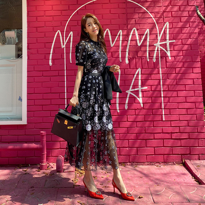 ワンピース ドレス レディース フレア プリーツ 膝下 アンクル ロング 丈 袖あり 花柄 半袖 クルーネック Aライン 刺繍 チュール シフォン リボン かわいい 大人 きれいめ 上品 おしゃれ 女子 こなれ感 ラブリー 透け感 10代 20代 学生 黒の通販は 7,480円