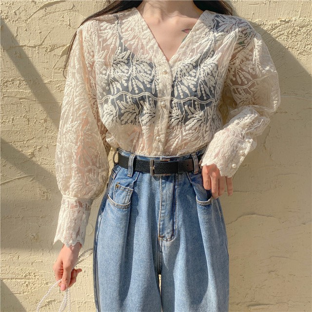 ブラウス レディース トップス レース シースルー 薄手 トップス Vネック 透け感 シアー ボリュームスリーブ カーディガン 長袖 パフスリーブ 上品 おしゃれ フェミニン エレガント 大人女子 大人可愛い こなれ感 存在感 個性的 送料無料の通販は 4,858円