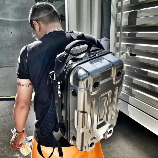 2023秋冬 メンズ レディース バッグ 旅行 シンプル 軽い メンズ ビジネス リュックサック ポート 撥水  リュックサック 大容量 ハイキング用リュックサック 人気のおしゃれなリュックサック 黒ランキング フィットネス バイクヘリュックサック レトロハーレーリュックサックの通販は