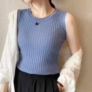 トップス タンクトップ ミディアム丈 袖なし ノースリーブ Uネック 襟付き スリム ストレート ビスコース アイスシルクニット かわいい 大人可愛い きれいめ シンプル 上品 おしゃれ 大人可愛い 大人女子 クール セクシー 存在感 無地 春 夏 2020 10代 20代 30代 レディースの通販は