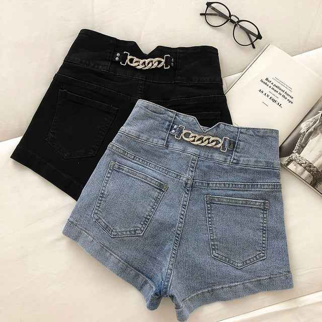 ボトムス デニム レディース パンツ ショートパンツ ショート ショート丈 フレア かわいい 大人可愛い きれいめ シンプル カジュアル おしゃれ お洒落 ラフ マニッシュ ボーイッシュ キュート ガーリー 無地 10代 20代 学生 通学 デート お出かけ 女子会 休日 アウトドア S Mの通販は