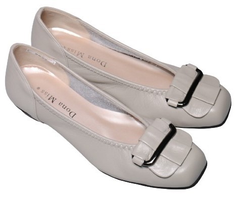 【靴のHOSHIKAWA】  『Dona Miss 3037』 21.5cm〜25cm EEE ドナミス パンプス レディース ライトグレー バックル ローヒール 国産 本革 秋冬