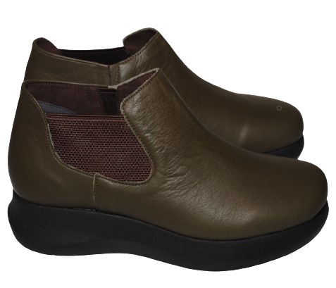 【靴のHOSHIKAWA】  『A-OK 38251』 エーオーケー ブーティー 22.5cm〜24.5cm EEEE レディース オリーブ サイドゴア 厚底 ショート丈 牛革 日本製 秋冬