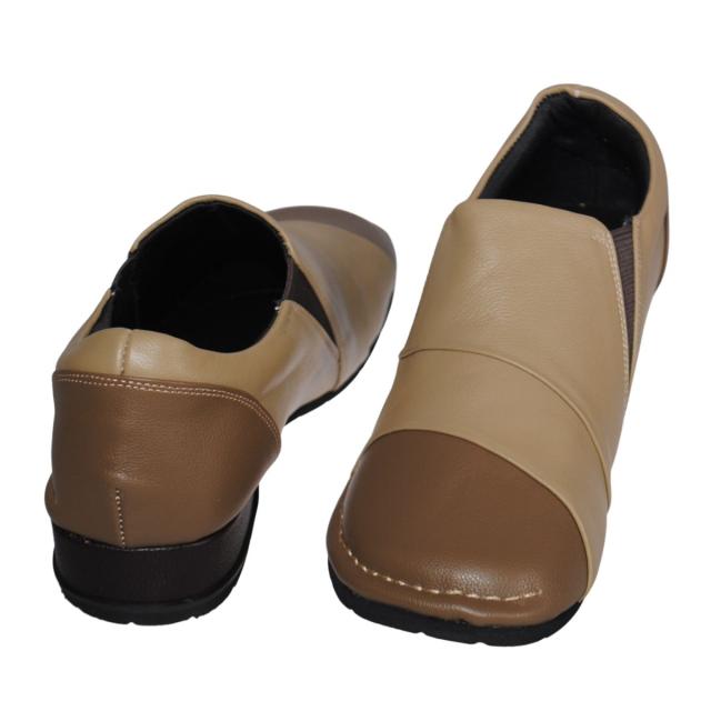 【靴のHOSHIKAWA】  『Airystep 4946』 エアリーステップ スリッポン 22cm〜24.5cm EEE ベージュ/キャメル レディース 天然皮革 フラット 幅広