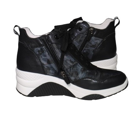 【靴のHOSHIKAWA】  『de ocho A de ocho 022-7A』 デオチョ ブラック 22cm〜24.5cm EEE ハイカットスニーカー レディース 秋冬 シークレットヒール