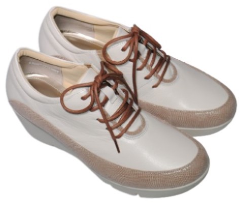 【靴のHOSHIKAWA】  『Monet 881311』 モネ スニーカー 21.5cm〜24.5cm EEE カジュアル オフシロ ゴムレース コンフォート 日本製 本革