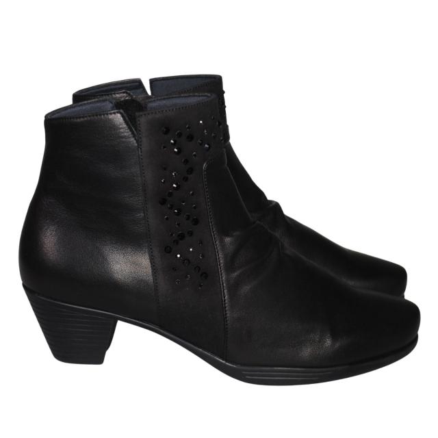 【靴のHOSHIKAWA】  『Monet 88982』 モネ ショートブーツ 21.5cm〜25cm EEE レディース ブラック ラインストーン スウェード カジュアル 内側ファスナー 日本製 本革 秋冬