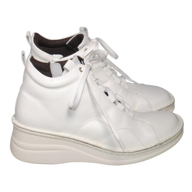 【靴のHOSHIKAWA】  『A-OK 82771』 エーオーケー ショートブーツ 22cm〜24.5cm レディース ホワイト 内側ファスナー レースアップ 厚底 日本製 牛革 秋冬