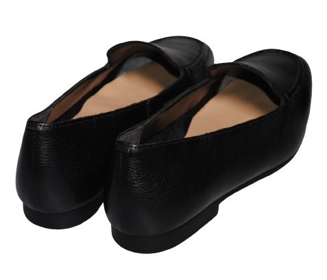 【靴のHOSHIKAWA】  『A-OK 8481』 エーオーケー ローファー 22.5cm〜24.5cm レディース スリッポン ブラック ローヒール ゴム底 踵が低い 牛革