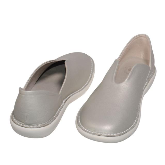 【靴のHOSHIKAWA】  『MOVEO 64261N』 モベオ スリッポン 22cm〜24.5cm EEEE ぺたんこ フラット底 シャンパン カジュアル 日本製 本革 幅広 春夏