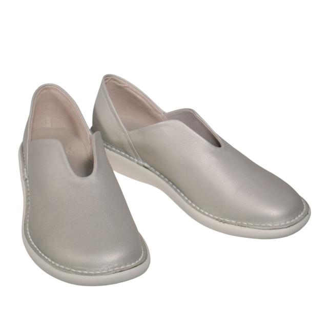 【靴のHOSHIKAWA】  『MOVEO 64261N』 モベオ スリッポン 22cm〜24.5cm EEEE ぺたんこ フラット底 シャンパン カジュアル 日本製 本革 幅広 春夏