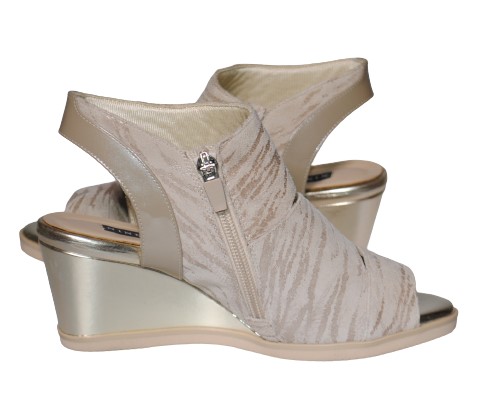 【靴のHOSHIKAWA】  『NINE DI NINE 2706』 ナインディナイン ブーツサンダル 21.5cm〜24.5cm EEE ベージュ レディース ウェッジヒール 本革 国産 春夏