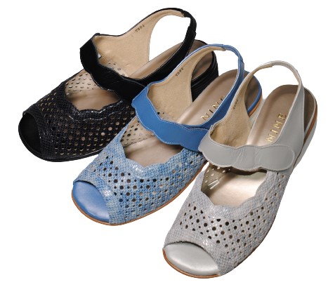 【靴のHOSHIKAWA】  『MODE NINE 7394』 モードナイン サンダル 21.5cm〜25cm EEEE アイボリー スクエアトゥ フラット底 防滑 本革 日本製