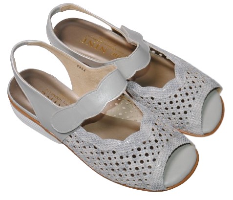 【靴のHOSHIKAWA】  『MODE NINE 7394』 モードナイン サンダル 21.5cm〜25cm EEEE アイボリー スクエアトゥ フラット底 防滑 本革 日本製