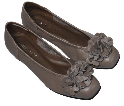 【靴のHOSHIKAWA】  『Dona Miss 3279』 ドナミス パンプス 21.5cm〜25cm EEE レディース チャコール ローヒール リボン 国産 幅広 本革