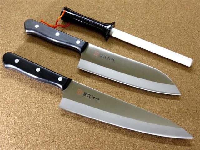 関の刃物 ギフトセット 牛刀 三徳包丁 ポール砥石 モリブデン 贈り物 贈答品 関の刃物 ギフトセット 牛刀 三徳包丁 ポール砥石 モリブデン