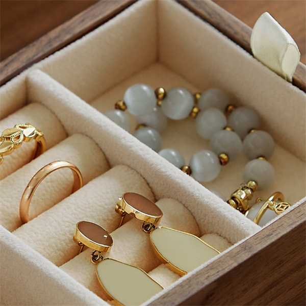 ポイント超超祭 アクセサリーケース 宝石箱 ジュエリーボックス 木製 アンティーク風 ジュエリーケース レザー調 アクセサリーボックス 大容量 収納 おしゃれ_8