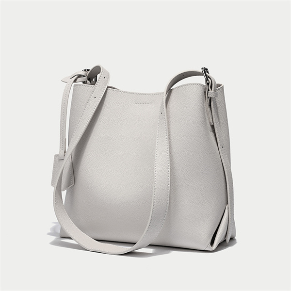 ポイント超超祭 ショルダーバッグ 40代 本革 レディース 無地 オフィス OL 縦型 トートバッグ リクルートバッグ ビジネスバッグ 通勤 撥水 大容量 就活 ポイント超超祭 ショルダーバッグ 40代 本革 レディース 無地 オフィス