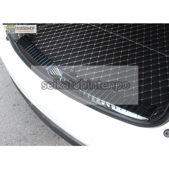 リアバンパーステップガード 【マツダ CX-5 KF系 CX5】専用 ラゲッジ プロテクター　ステップボード　トランク　二色