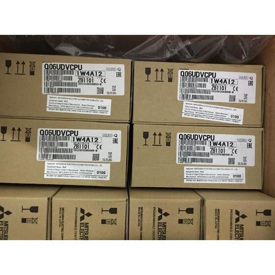 新品 未使用 ー Q06UDVCPU　【6ヶ月保証】