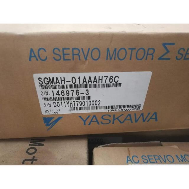 新品 未使用 SGMAH-01AAAH76C 100W 3000r/min 200VAC 6ヶ月保証