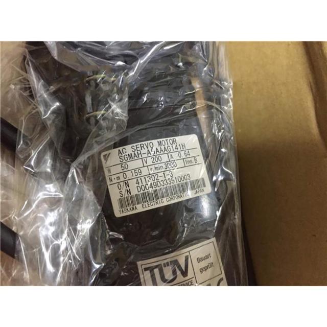 新品 未使用 SGMAH-A5AAAG141H 50W 3000r/min 200VAC 6ヶ月保証