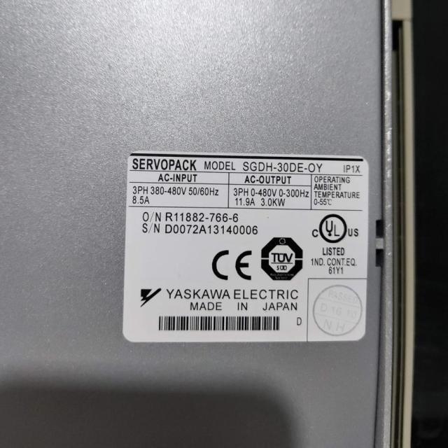 新品 未使用 SGDH-30DE-OY 3kW 三相 400V 6ヶ月保証