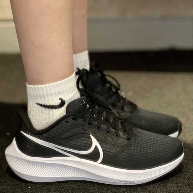 送料無料 ナイキ スニーカー メンズ NIKE 新品 シューズ 靴 運動靴 夏セール Nike Air Zoom Pegasus 39 DH4072-001の通販は