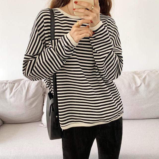 カットソー ロングTシャツ レディース ゆったり ラウンドカット トップス クルーネック ロンT 長袖 ボーダー やわらか 無地 着痩せ カットソー ロングTシャツ レディース ゆったり ラウンドカット