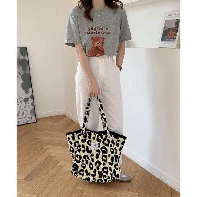 極 美品 袋付 ロエベ パテント レザー レオパード 柄 ポーチ ハンドバッグ Amazon | [Crescendindong] レディース バッグ 帆布 ヒョウ柄