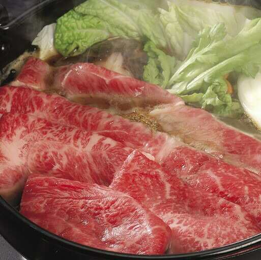 「霜ふり本舗」松阪牛 すきやき もも300g  《送料無料》  冷凍 三重 プレゼント ギフト 贈答 贈り物 ご褒美 お中元 お歳暮 お祝い 内祝い 敬老の日 お取り寄せ 人気 三大和牛 高級 牛肉  銘柄牛 ブランド松坂牛 すきやき 【売れ筋】【当店オススメ】の通販は